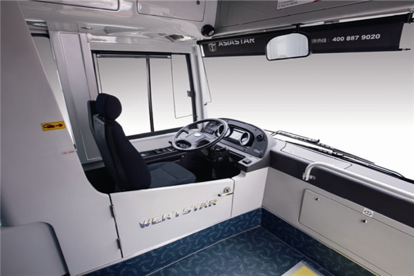 亞星8米純電動(dòng)城市客車
