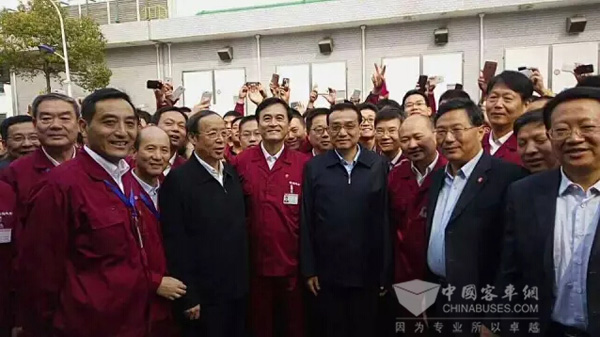 大手筆嗨翻天 安凱客車(chē)紐約時(shí)代廣場(chǎng)賀新春