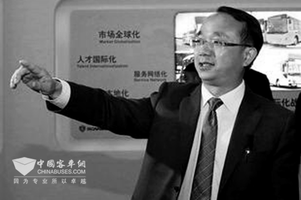 永恒的豐碑，吳文文先生的客車人生