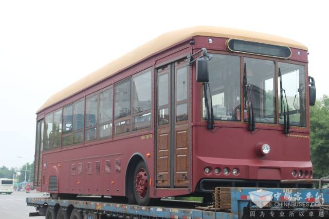 部分鐺鐺車還在貨車上，未卸下