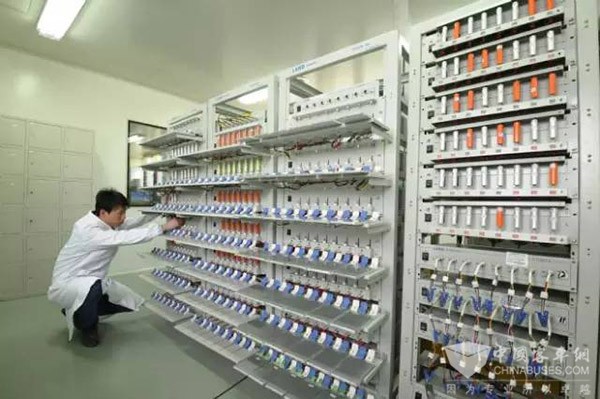 工信部：1-4月我國鋰離子電池累計生產(chǎn)17.6億自然只