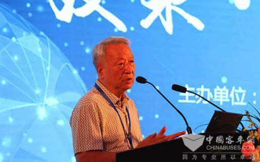 王秉剛：我國(guó)新能源汽車發(fā)展成績(jī)與問題探討