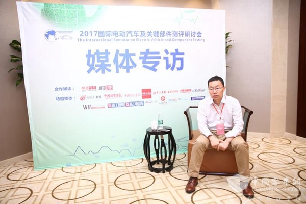 李泓：動力電池技術發(fā)展展望及固態(tài)電池研發(fā)實例介紹