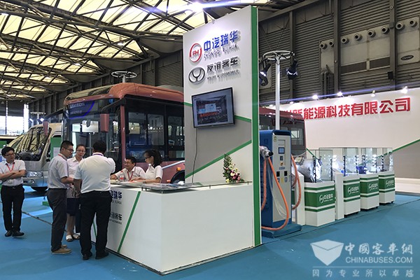 BUS EXPO 2017上?？蛙囌箌中汽瑞華展臺(tái)