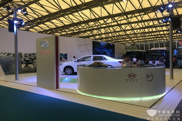BUS EXPO2017上?？蛙囌箌比亞迪客車展臺(tái)