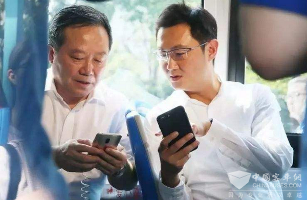掃碼乘公交來了，刷臉乘車還遠(yuǎn)嗎？