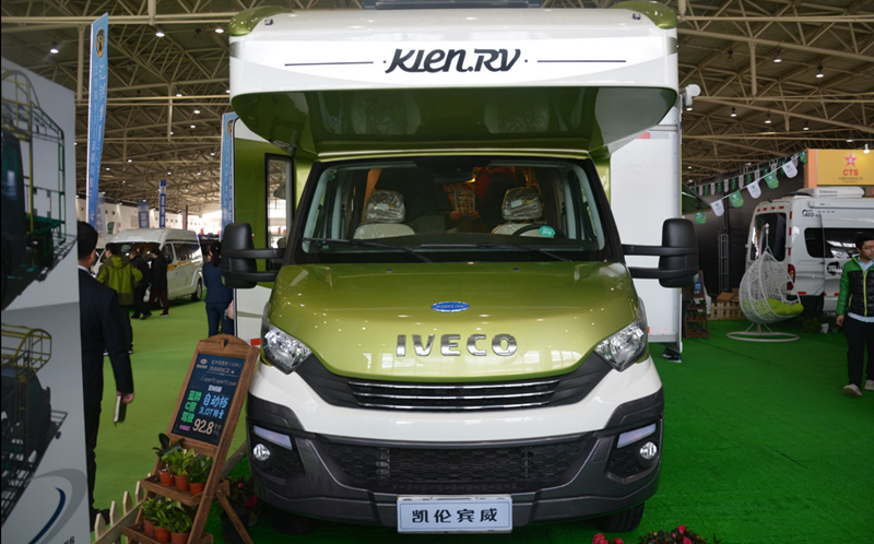 走進(jìn)房車生活 自行式房車A、B、C型有何不同