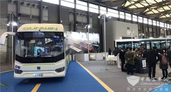 充電10分鐘，續(xù)航200KM！申沃?jǐn)y兩款智能快充式電動(dòng)城市客車亮相上海車展