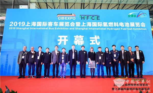 科技賦能智慧公交，創(chuàng)新引領(lǐng)未來出行——CIB EXPO 2019火爆開展