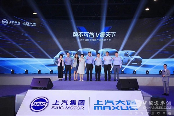 連續(xù)登頂寬體輕客銷量冠軍 上汽大通MAXUS“底氣”何在?