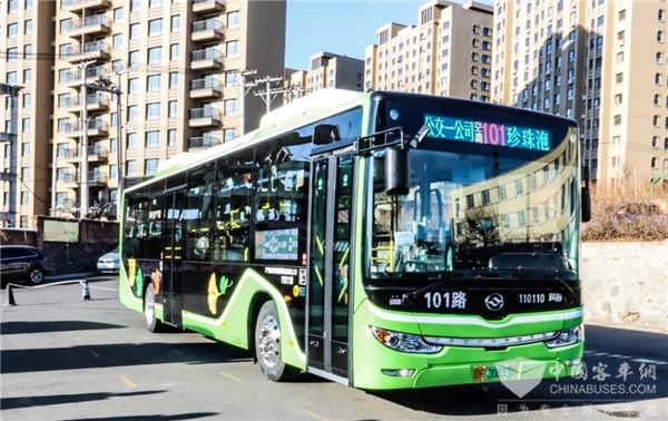 影響中國(guó)客車業(yè)|提升城市品位形象 黃海新能源公交上線丹東101路 