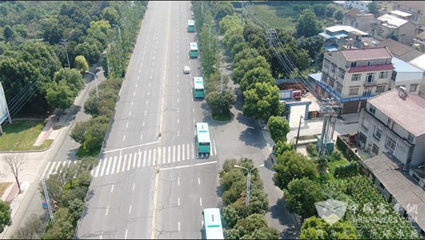 吉利星際客車(chē) 襄陽(yáng)谷城 農(nóng)村客運(yùn)車(chē)輛 便民公交系統(tǒng)