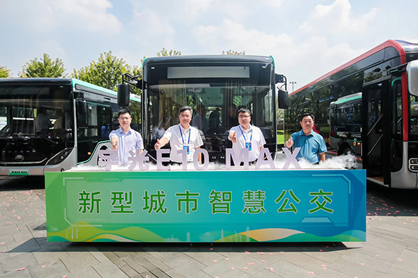 砥礪十載 筑夢(mèng)前行！中國(guó)新能源客車(chē)如何實(shí)現(xiàn)“全球領(lǐng)先”？