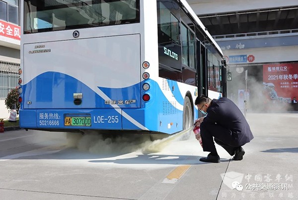 公交車輛 停車場(chǎng) 安全隱患 值守人員 應(yīng)急處置