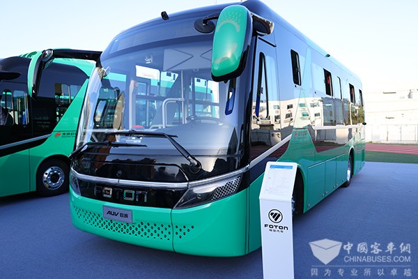 整車(chē)產(chǎn)品2023 福田歐輝 新型通學(xué)車(chē) 客車(chē)技術(shù)創(chuàng)新 應(yīng)用成果獎(jiǎng)