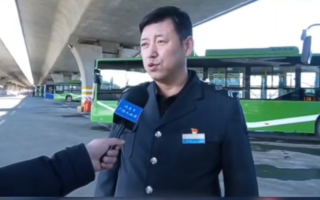 彰顯城市溫度 呼市公交駕駛員助乘客找回遺失財物