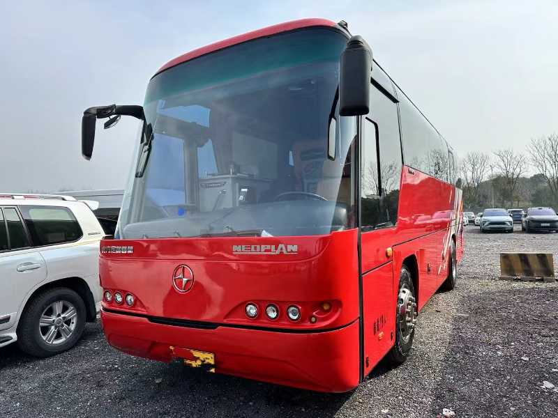 2017年非營(yíng)運(yùn)19座超豪華3米19座北方6903客車(chē)