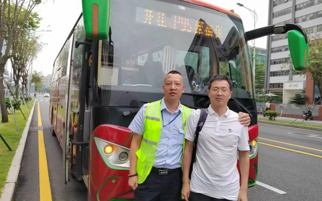 一定是特別的緣分！乘客車長(zhǎng)和e巴士的8年“長(zhǎng)跑”