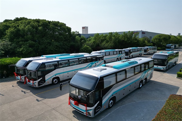 深中通道通車在即，蘇州金龍新V系穿梭巴士引領大灣區(qū)交通新篇章