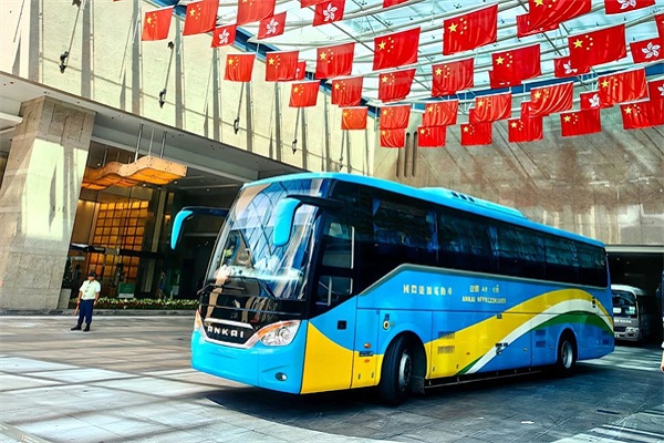 雙向奔赴！安凱A9擔(dān)綱首輛香港-深圳跨境純電旅游巴士