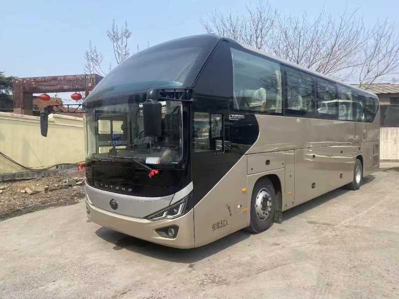 2022年2月 隨時(shí)雙檔東北配國(guó)六50座新款宇通6120氣囊車