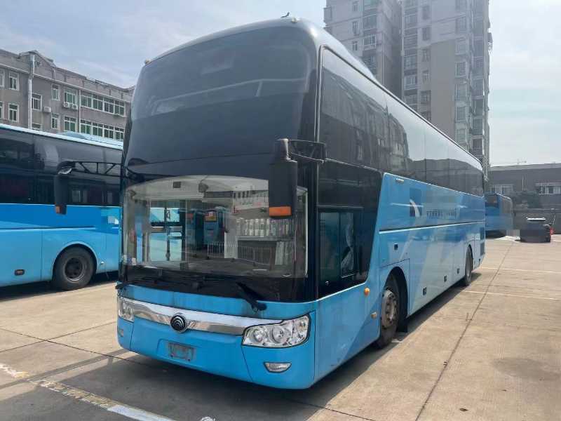 2017年9月 國(guó)五48座12米半臥后開(kāi)門宇通6126車 