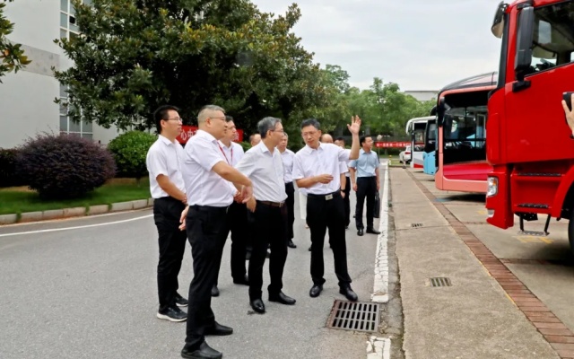 陳恢清調(diào)研中車電動：加快推進“電動株洲”建設(shè)