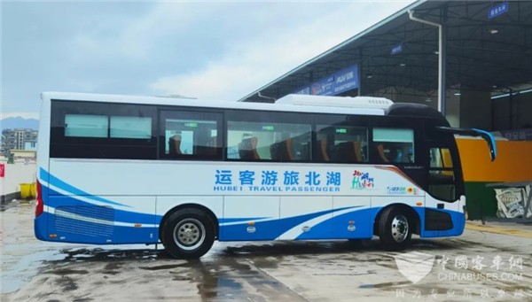 共赴品質(zhì)出行體驗 福田歐輝城間客車批量交付宇捷客運