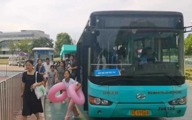 無水不夏天 蘇州公交接駁專線分分鐘帶你實(shí)現(xiàn)游玩“轉(zhuǎn)場”！