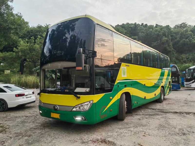 粵牌國五54座大型高一級(jí)宇通6118旅游車
