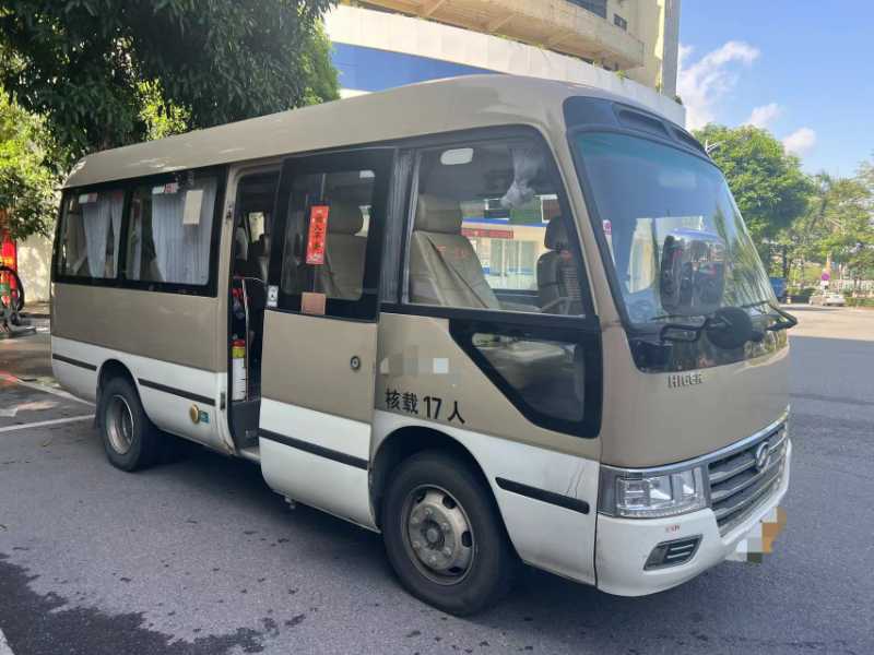 2021年7月 可提雙檔17座中型海格營(yíng)運(yùn)客車