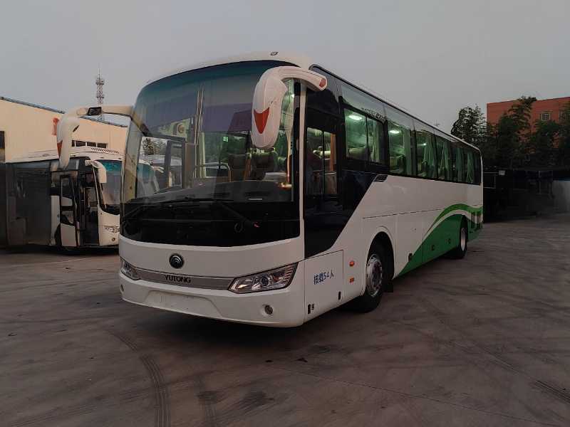 2019年9月 國五非營(yíng)運(yùn)54座宇通6125型客車 