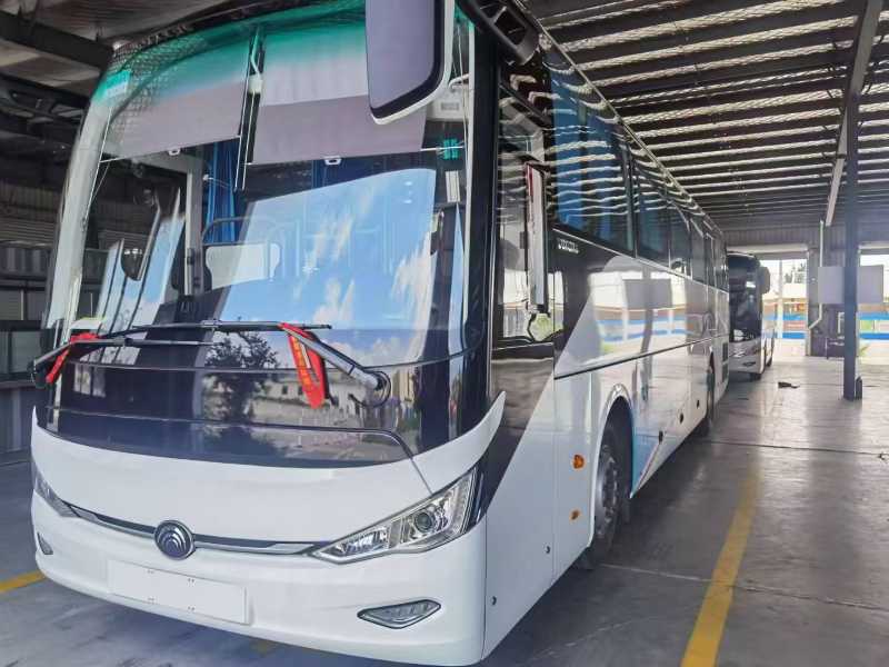 2023年8月 兩臺(tái)國六50座準(zhǔn)新宇通