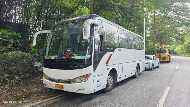 2013年9月 33座非營(yíng)運(yùn)金龍6802氣囊車(chē)