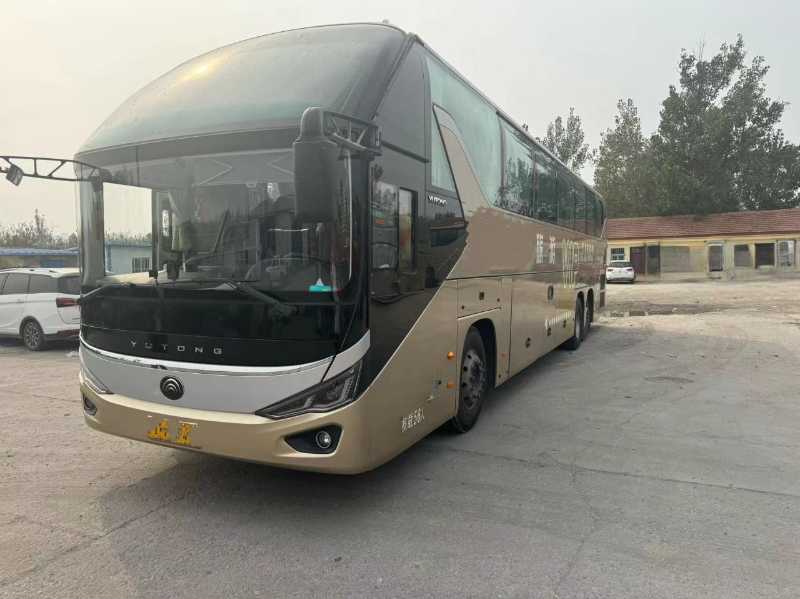 2021年9月 帶全年保險(xiǎn)東北配國(guó)六56座后吊輪宇通6137