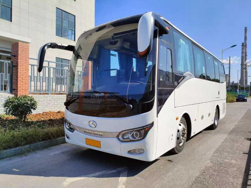 2021年5月 多臺(tái)國五34座金龍6821氣囊旅游車 