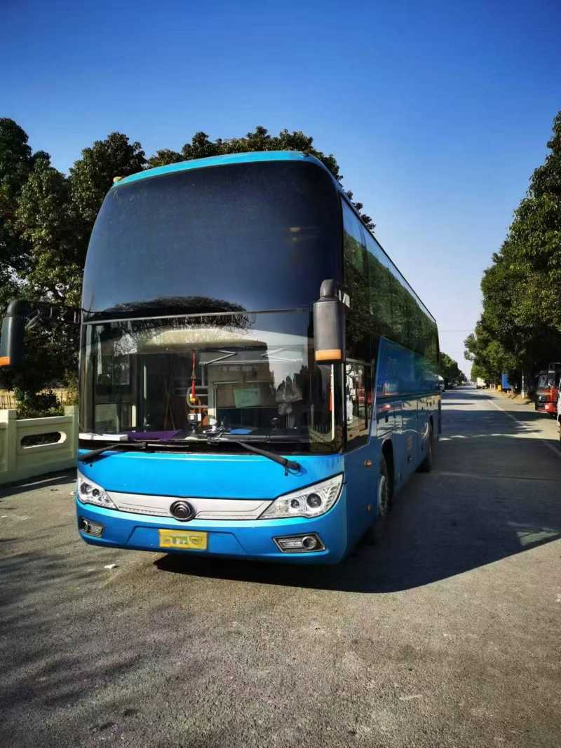 2016年7月 國(guó)四55座一層半宇通6118營(yíng)運(yùn)車(chē)