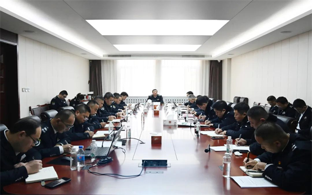 煙臺(tái)公交集團(tuán)召開2025年一季度安委會(huì)