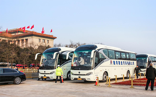 28年堅(jiān)守與創(chuàng)新 金旅客車(chē)服務(wù)兩會(huì)見(jiàn)證中國(guó)客車(chē)工業(yè)發(fā)展