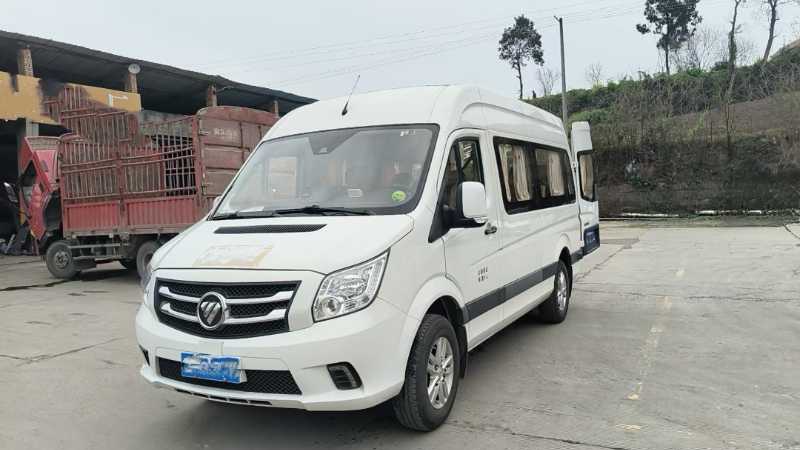 2021年12月多臺(tái)國(guó)六9座藍(lán)牌圖雅諾雙檔營(yíng)運(yùn)車