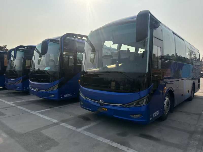 2024年5月上牌多臺(tái)國(guó)六39座宇通C9L型6907旅游車