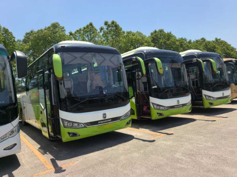 2021年上牌多臺(tái)國(guó)六有公告可提雙檔48座亞星6119旅游車(chē)