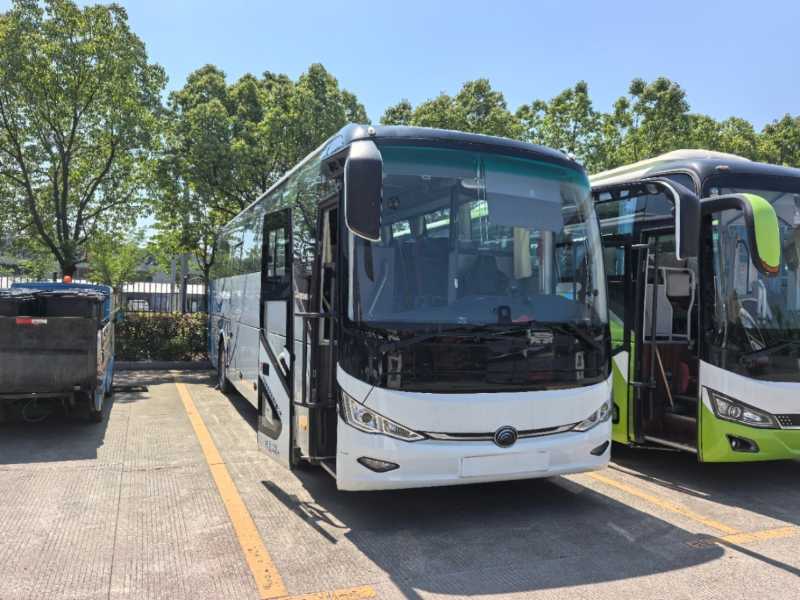 2021年9月上牌國(guó)六有公告48座可提雙檔宇通6117中門(mén)營(yíng)運(yùn)車(chē)