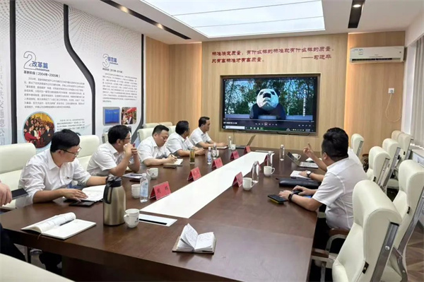 上海正先集團(tuán)總裁陳紫閣一行赴濟(jì)南公交集團(tuán)拜訪交流