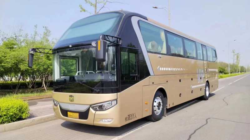 2024年4月上牌國六有公告37座2+1大商務(wù)座椅中通6129營運車