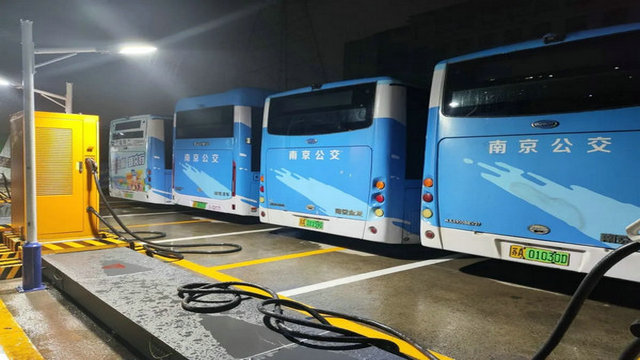 南京公交集團?：削峰填谷，為城市電網(wǎng)“解壓”！