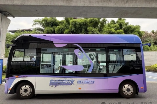 智能網(wǎng)聯(lián)公交“成都模式”！12公里示范線+L4級公交車上線