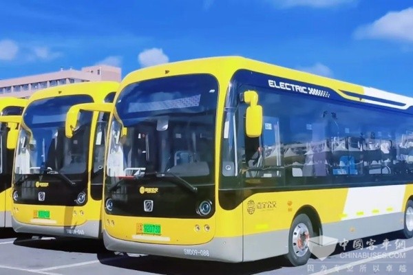 小黃車公交：嘉定這款“大眼萌顏”公交車你坐過了嗎？