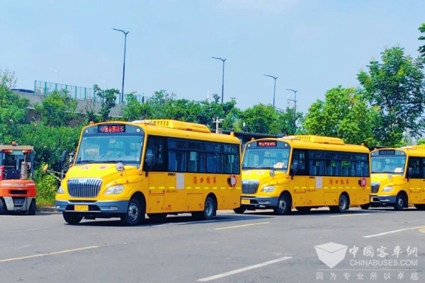 護航開學(xué)季，來給南京公交校車“體檢”！