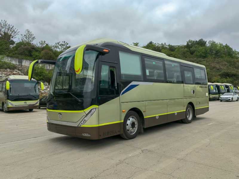 2024年4月上牌多臺(tái)國六有公告26座2+1中通6909氣囊旅游車